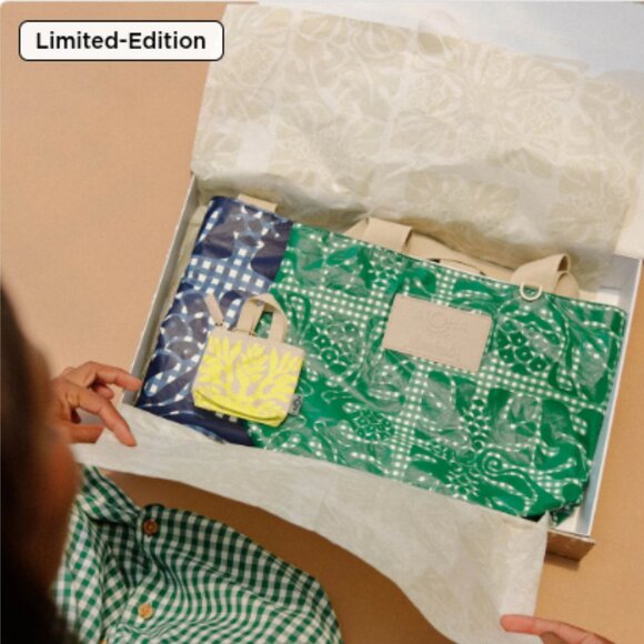 Aloha Collection Holiday Gift Box Set Mauka to Makai by Manuhealiʻi NWT - Picture 3 of 10